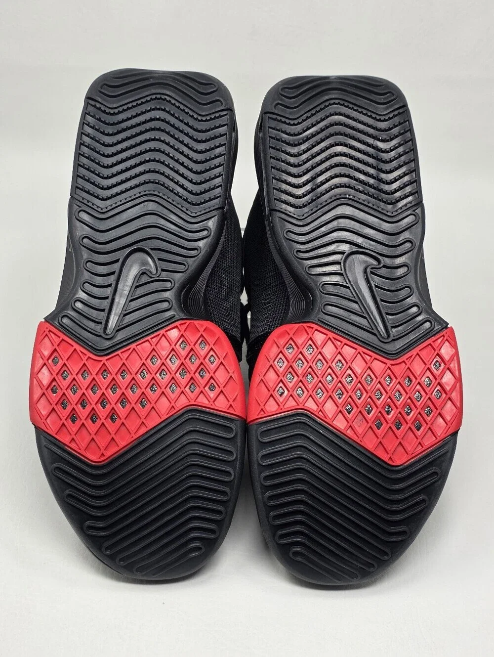 Nike LeBron James Witness 8 Black / University Red Sneakers Men's Size 10 New